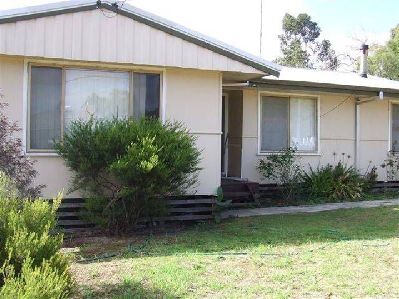 61 Leman Street, Manjimup WA 6258