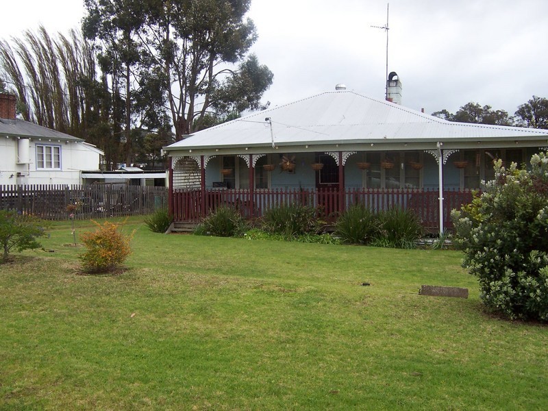 3 REEVE STREET, Manjimup WA 6258