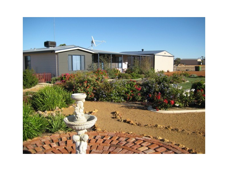 26 Curlew Way, Wickepin WA 6370