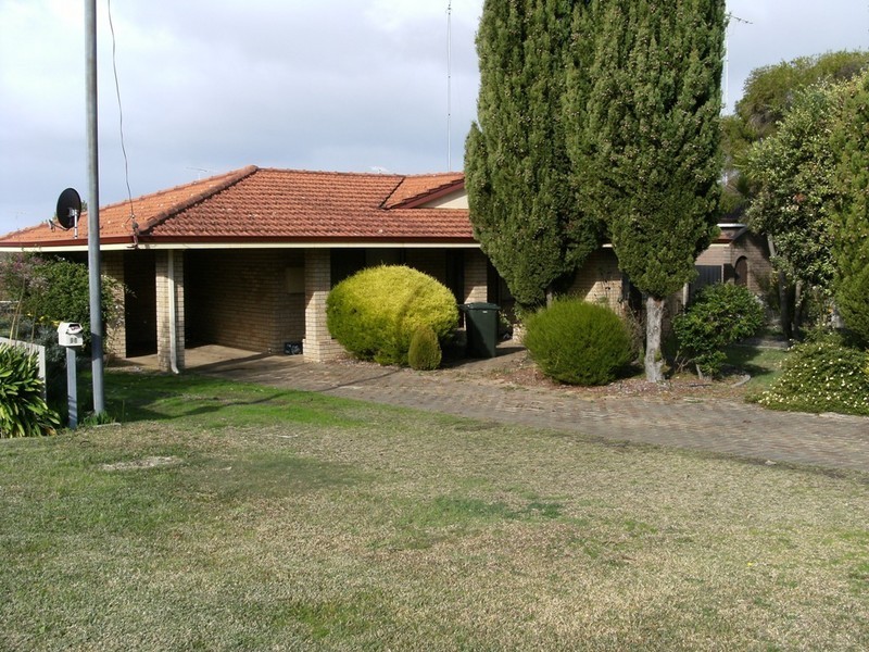 66 Jarrah Rd, Manjimup WA 6258