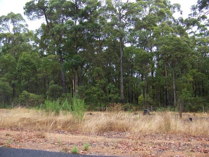 15 Seven Day Road, Manjimup WA 6258