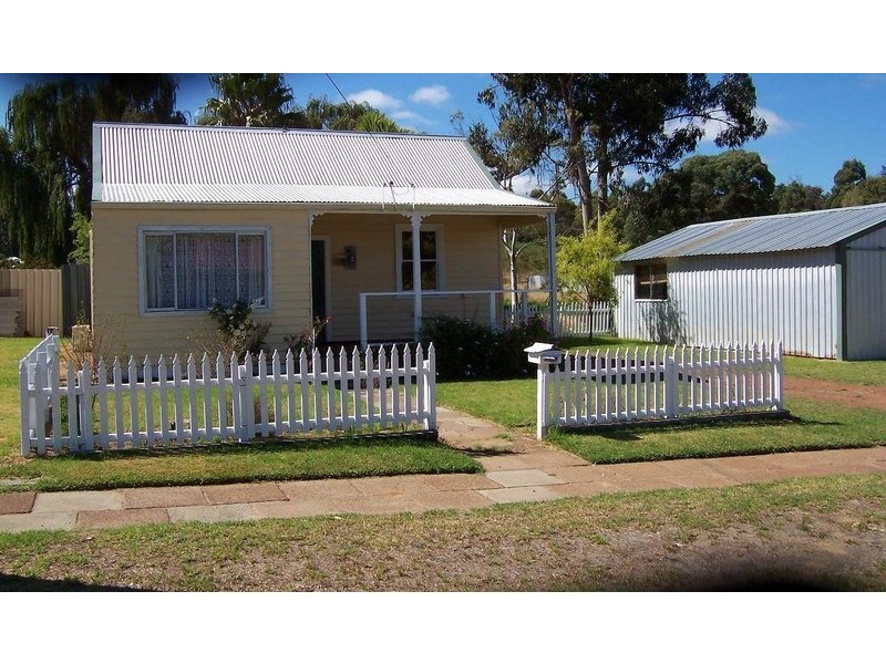 18 SOMERVILLE, Manjimup WA 6258