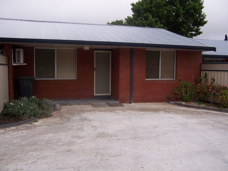 4/12 Rutherford Street, Manjimup WA 6258