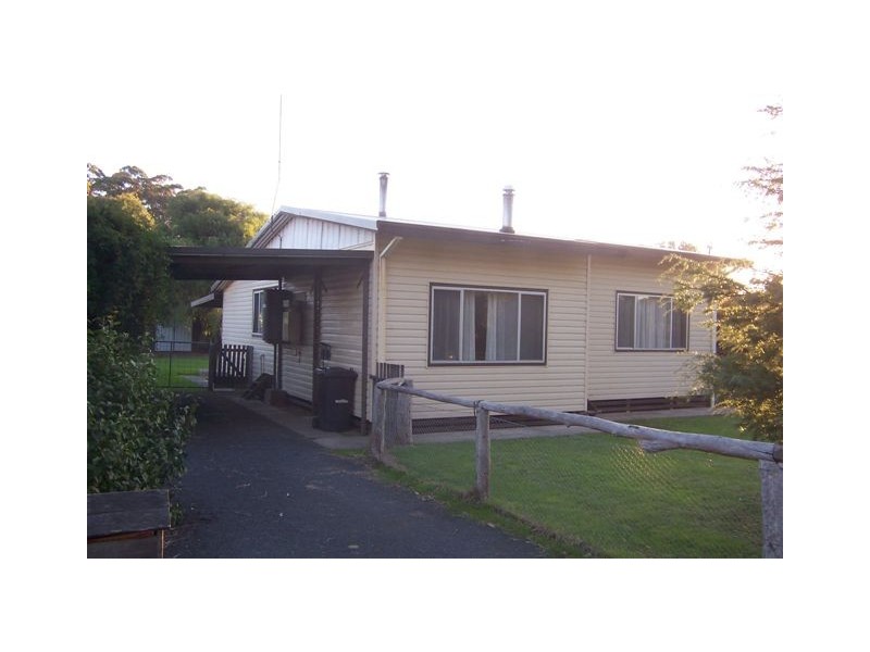 9 Widdeson Street, Pemberton WA 6260