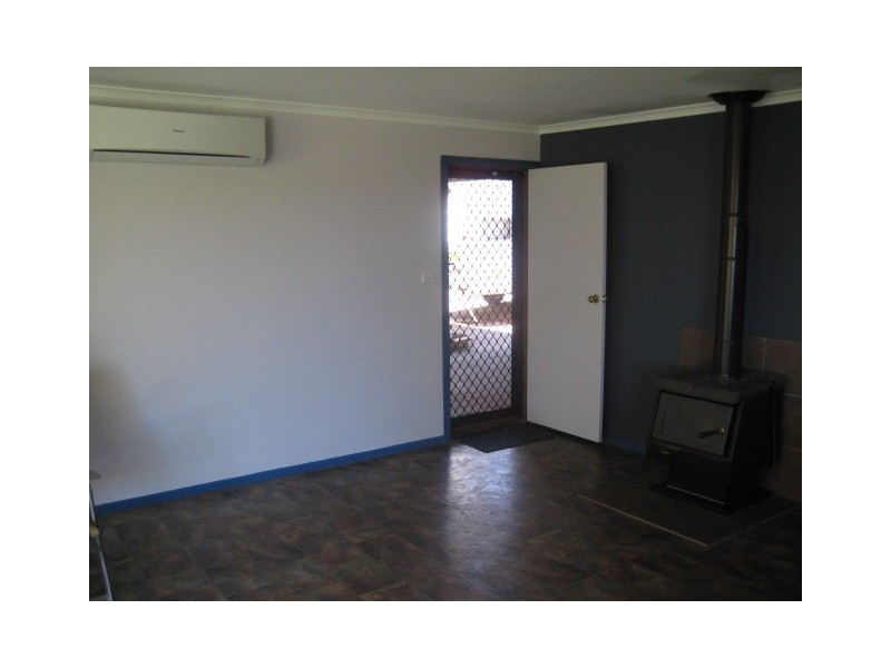 14 Caniroglen Court, Manjimup WA 6258