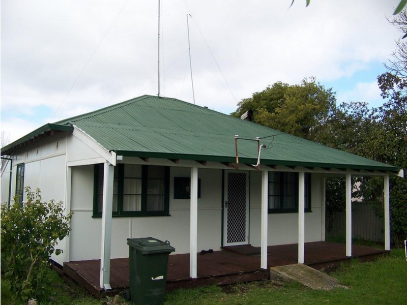 32 Clarke Street, Manjimup WA 6258