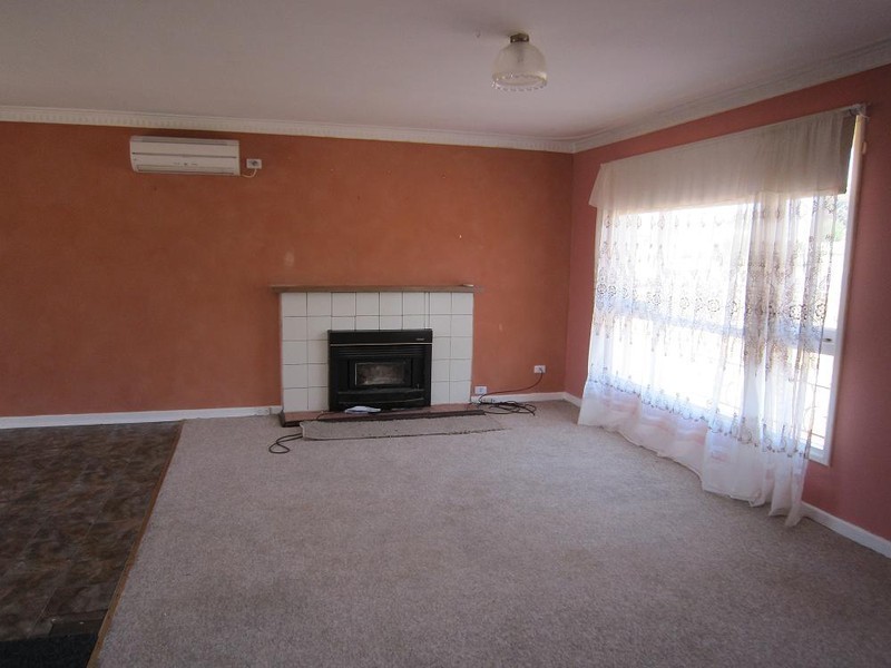 2 Seaton Villa Road, Manjimup WA 6258