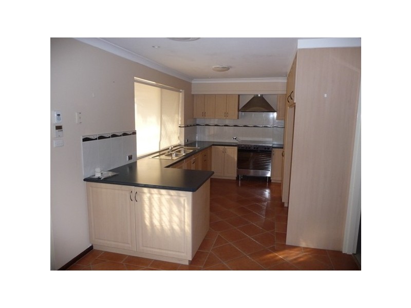 18 Crowea Street, Manjimup WA 6258