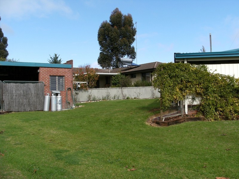 16 Needs, Manjimup WA 6258