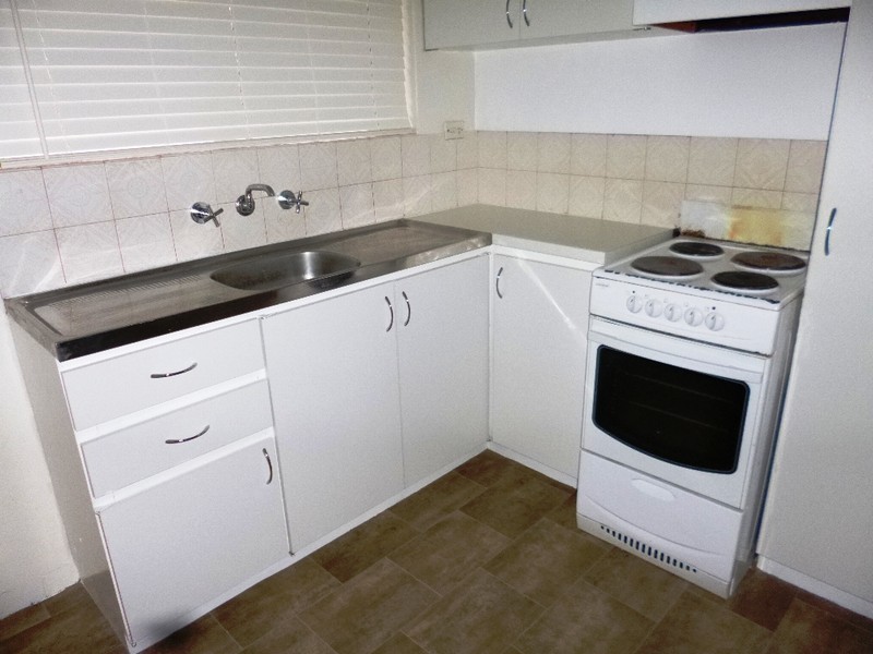 Unit 8  Plunket Street  Parkview Apartments, Manjimup WA 6258