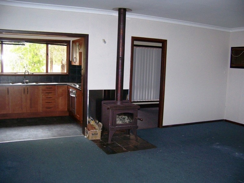 56 Williams Crt, Manjimup WA 6258