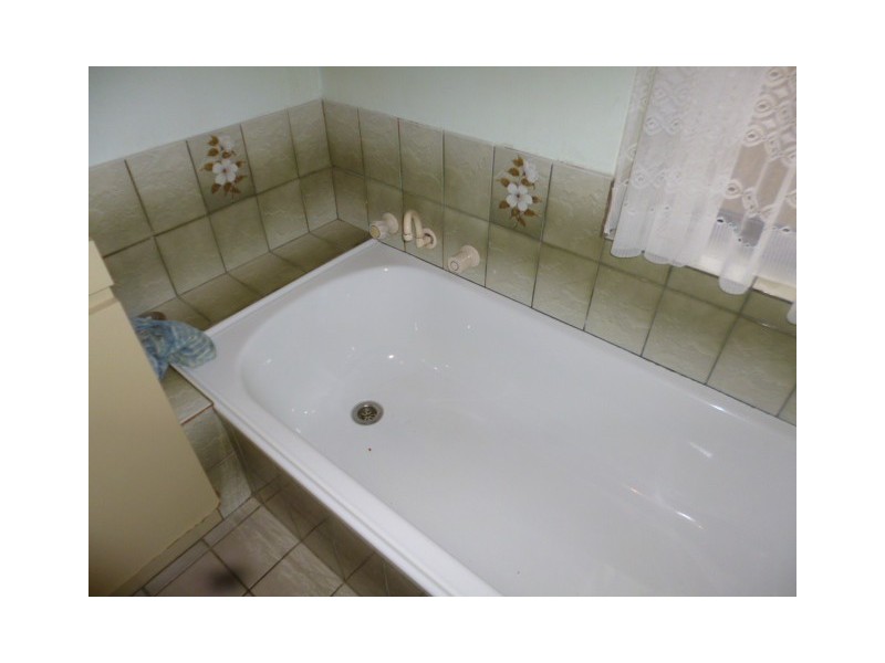 8 Wattle Cresent, Manjimup WA 6258