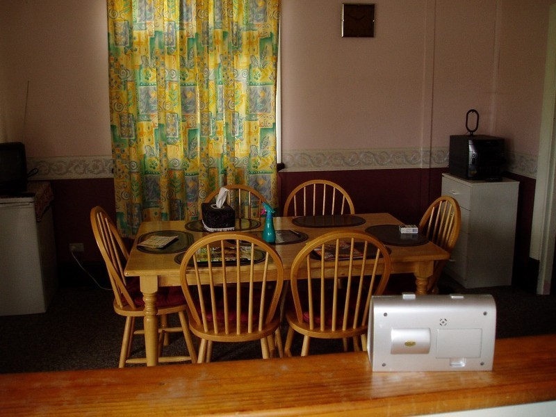 18 Moyes, Manjimup WA 6258