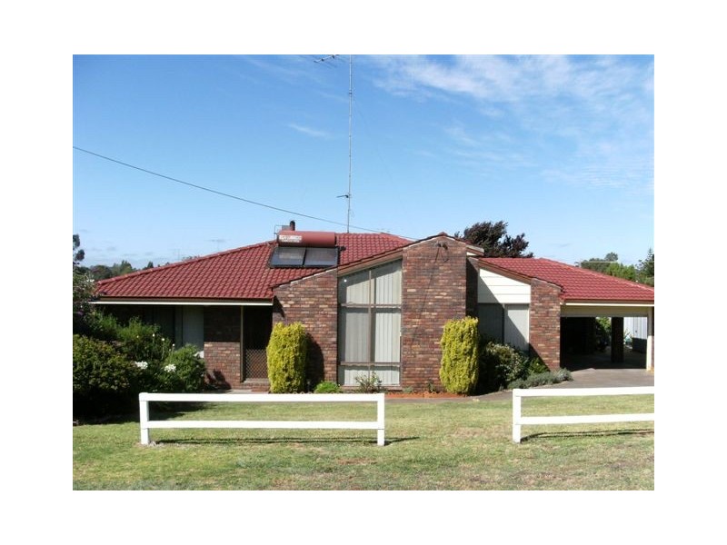 27 Wattle Crescent, Manjimup WA 6258