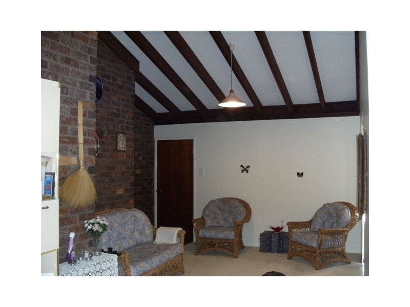 27 Wattle Crescent, Manjimup WA 6258