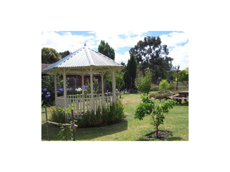 11 and 13  Somerville Street, Manjimup WA 6258