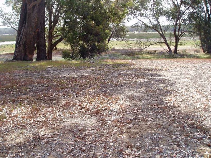 12 Junction Rd, Manjimup WA 6258