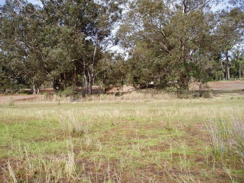 12 Junction Rd, Manjimup WA 6258