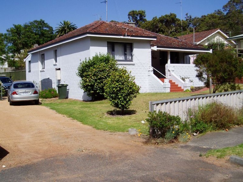 27 Young, Manjimup WA 6258