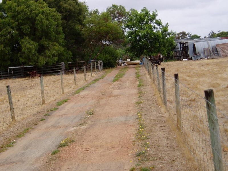 Lot 16 Parkland view, Deanmill WA 6258