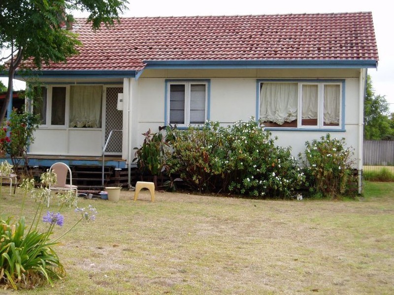 12 BRAIN STREET, Manjimup WA 6258