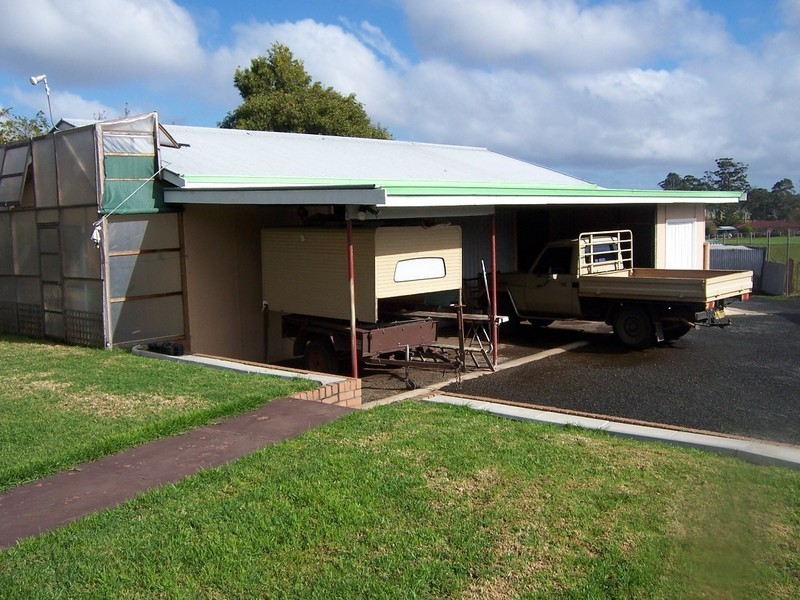 90 CHOPPING STREET, Manjimup WA 6258