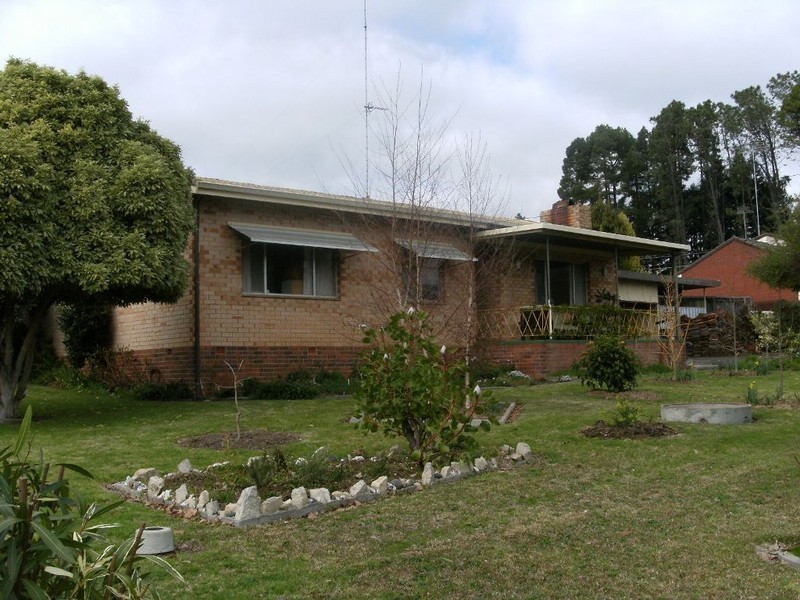 6 Reeve Street, Manjimup WA 6258
