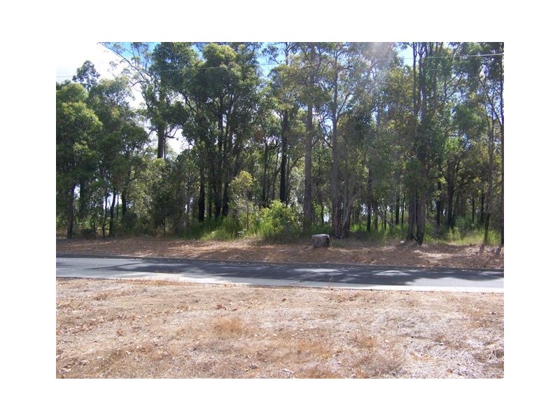 34 Stokes, Manjimup WA 6258
