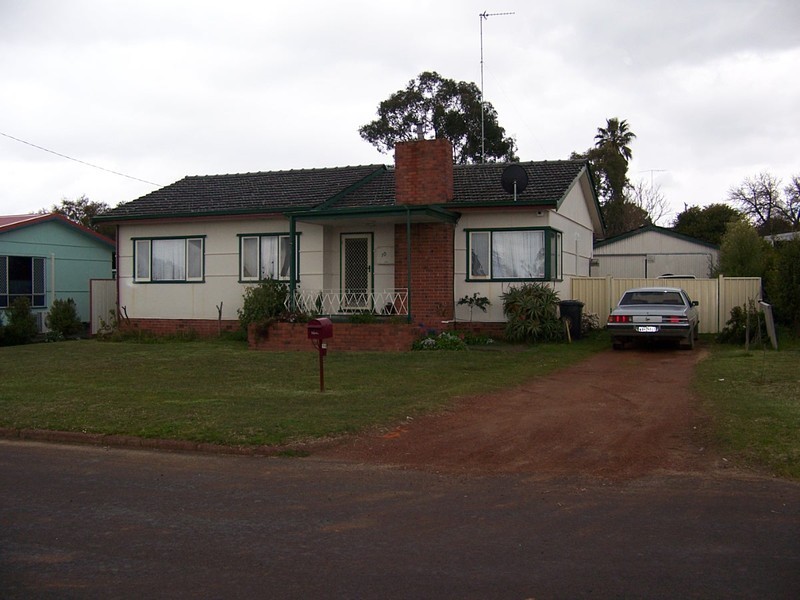 10 Finch Street, Manjimup WA 6258