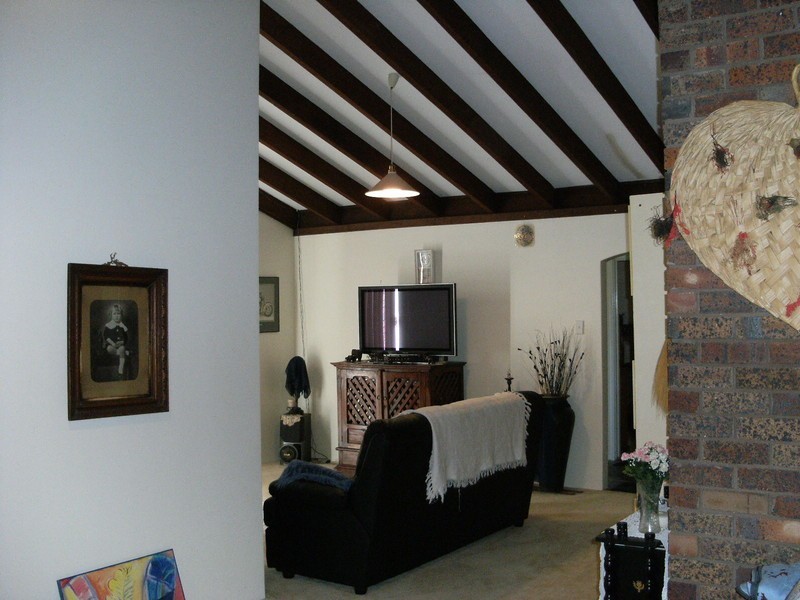 27 Wattle Cres, Manjimup WA 6258