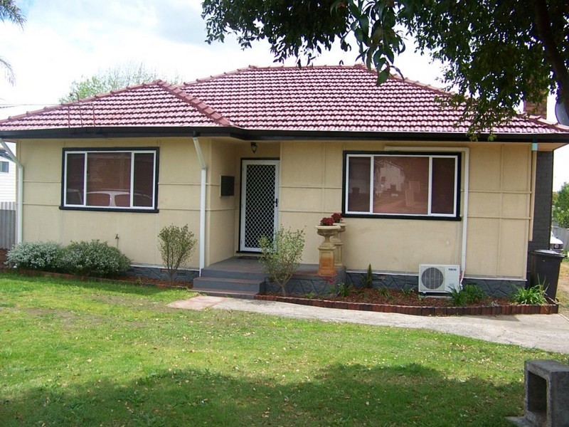 31  Moyes Street, Manjimup WA 6258
