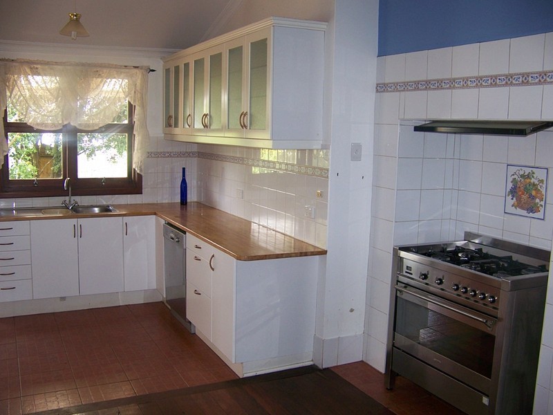 62  Moore Street, Manjimup WA 6258