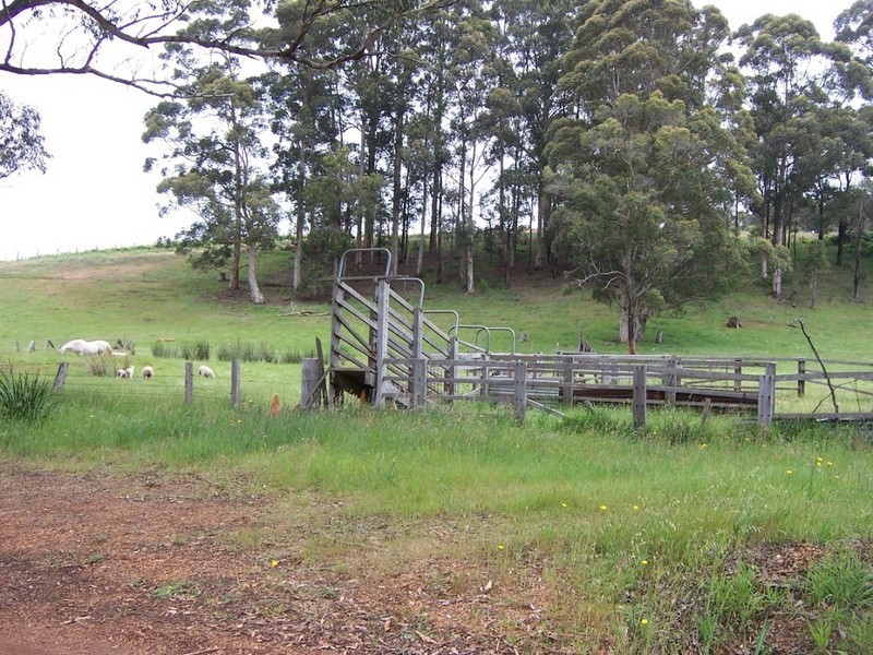 2 PIANO GULLY ROAD, Manjimup WA 6258