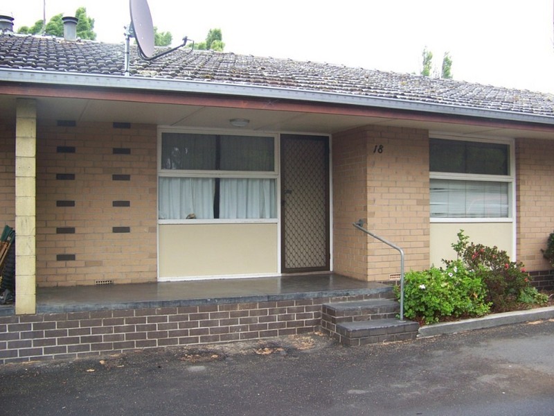 Unit 18  Banksia Court, Manjimup WA 6258