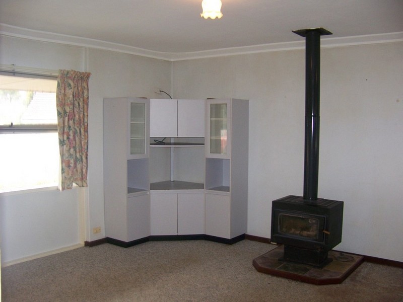 Unit 18  Banksia Court, Manjimup WA 6258