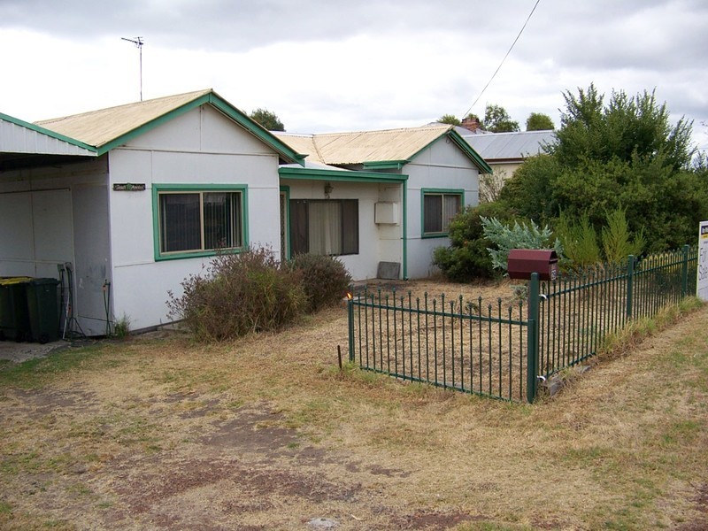 29 Robertson Street, Manjimup WA 6258