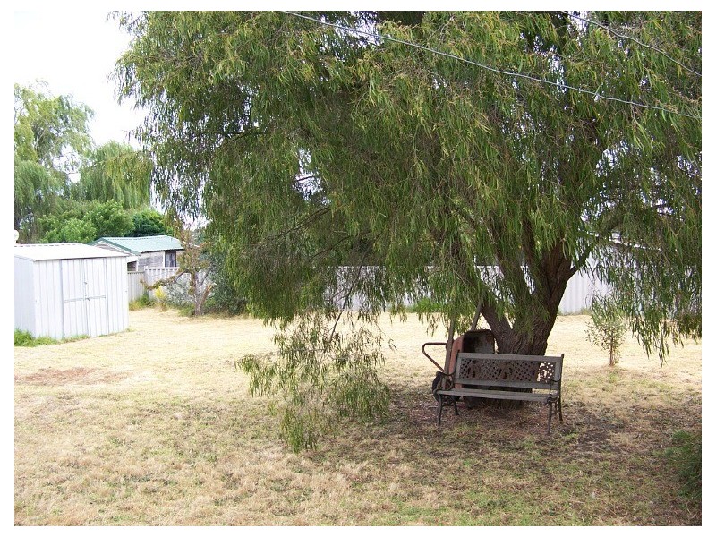 29 Robertson Street, Manjimup WA 6258