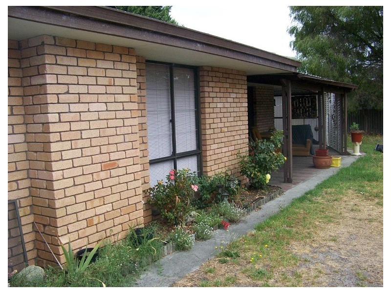 19 Ironbark Street, Manjimup WA 6258