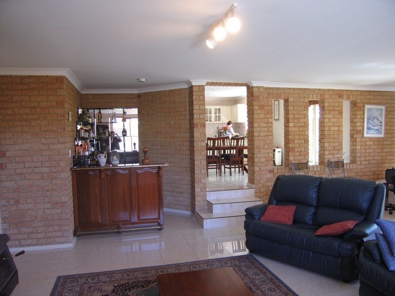 30 Rae Street, Manjimup WA 6258