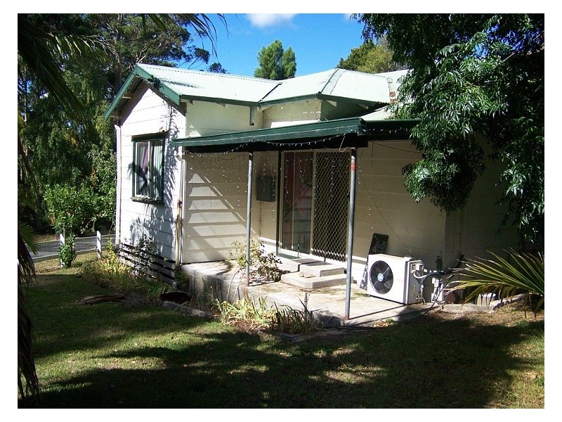 16 Forestry Glen, Pemberton WA 6260