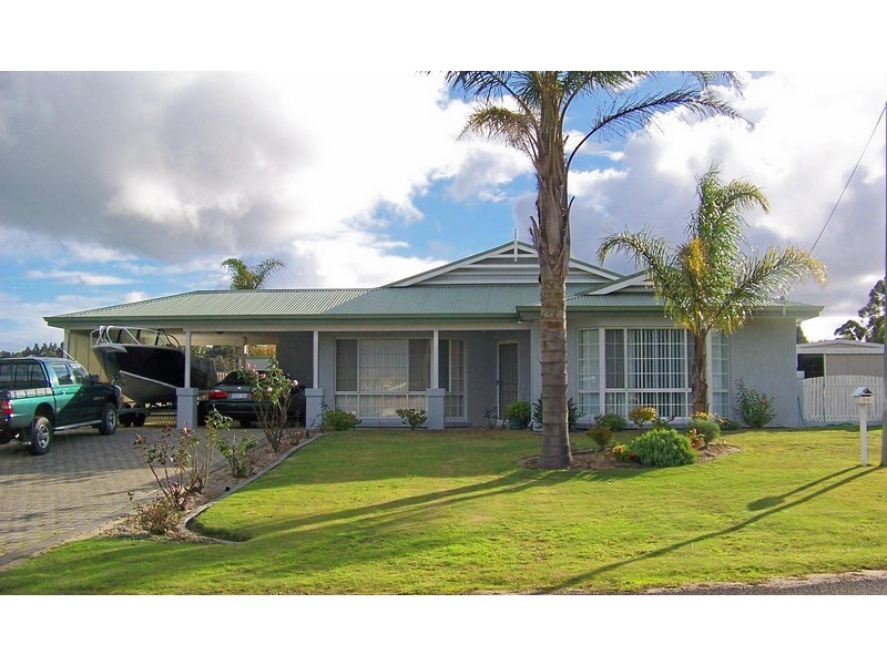 15 Stokes Street, Manjimup WA 6258