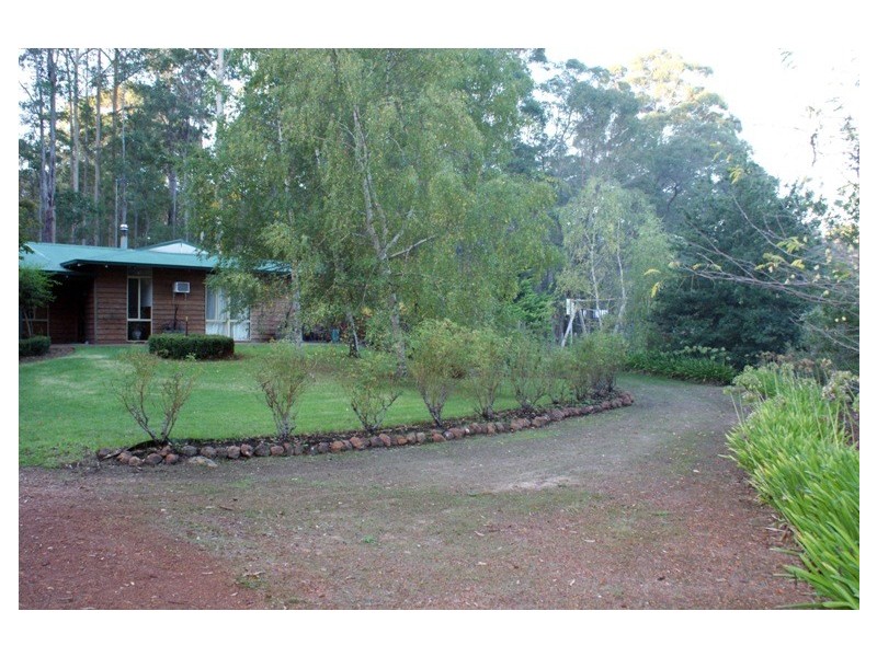 21 Woodgate Retreat, Manjimup WA 6258