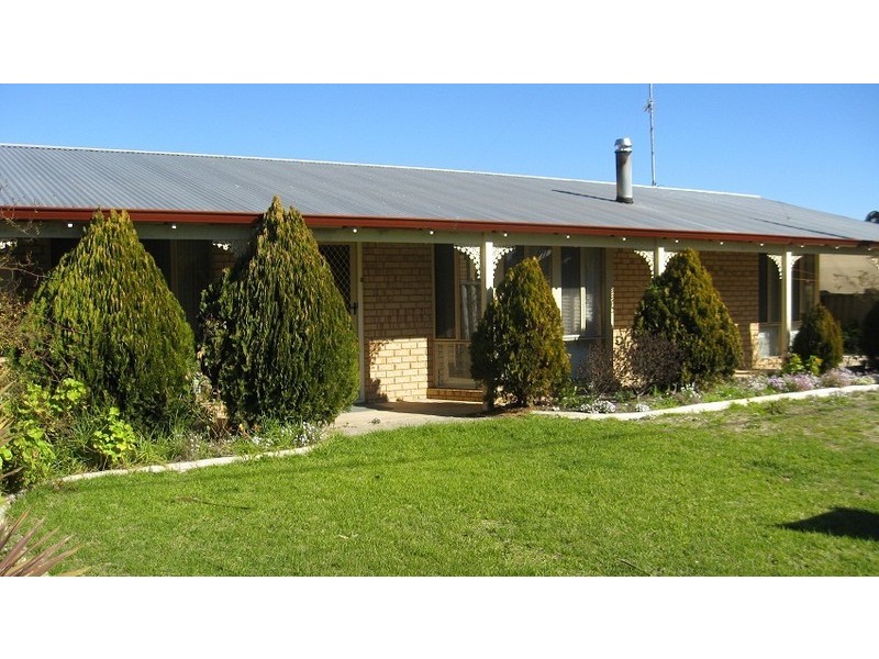 18 Jarrah Road, Manjimup WA 6258