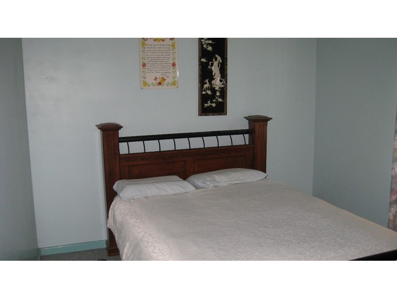 9 Limmer St, Manjimup WA 6258