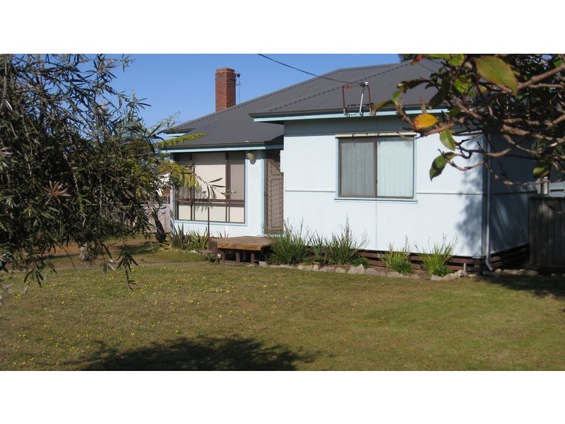 9 Limmer St, Manjimup WA 6258