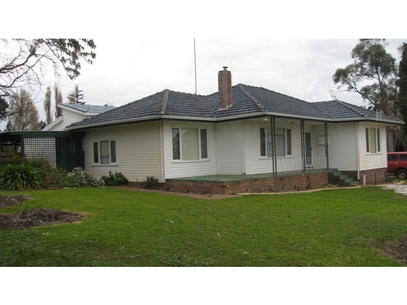 35 Caldwell St, Manjimup WA 6258