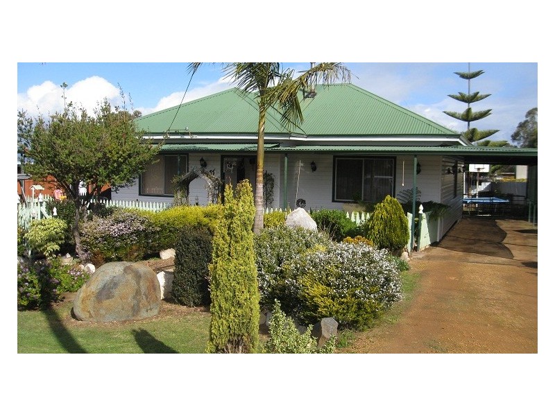 11 Ralston Street, Manjimup WA 6258