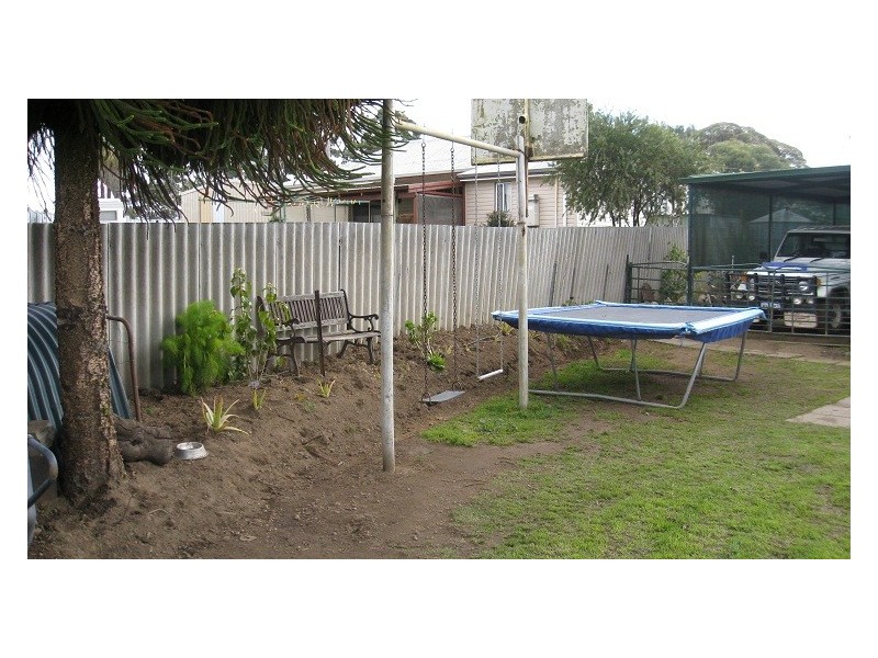 11 Ralston Street, Manjimup WA 6258