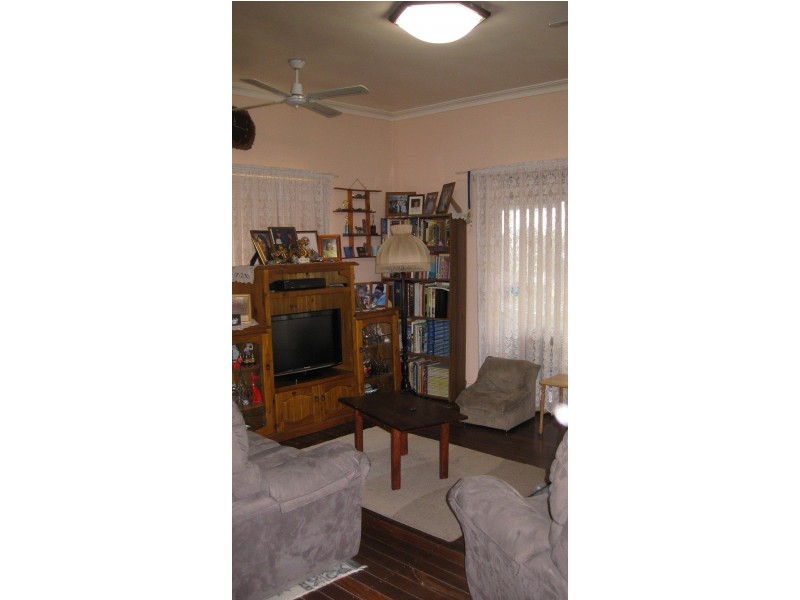 11 Ralston Street, Manjimup WA 6258