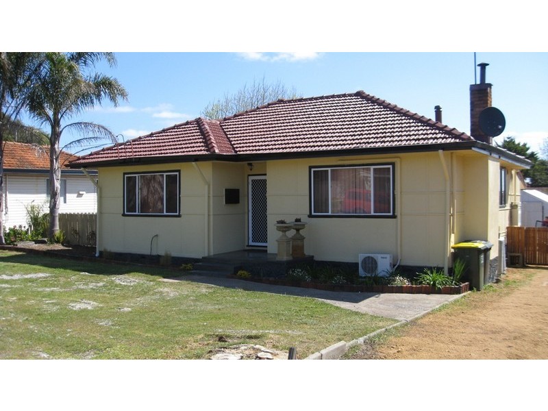 31 Moyes Street, Manjimup WA 6258